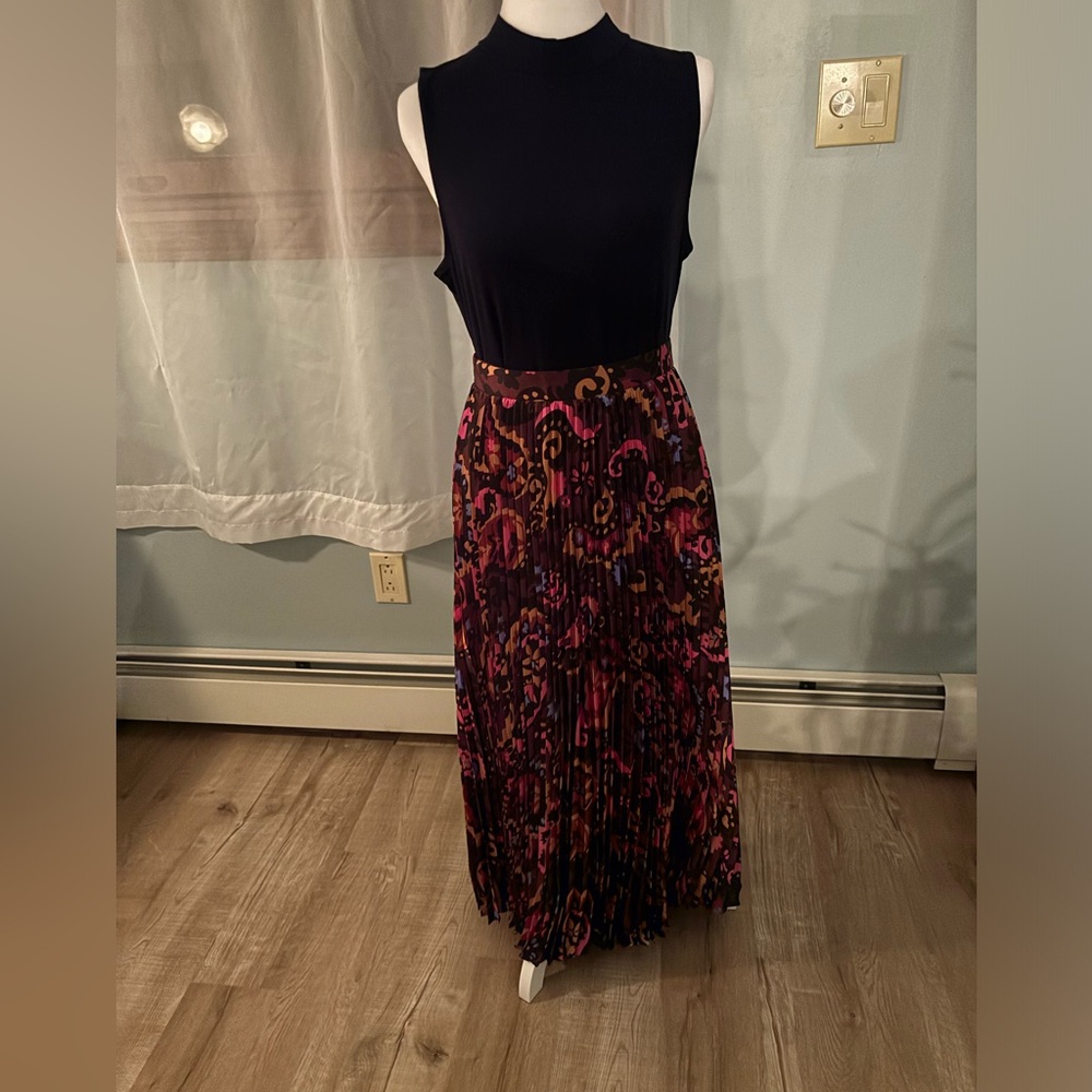 Ann Taylor Boho paisley pleated maxi skirt